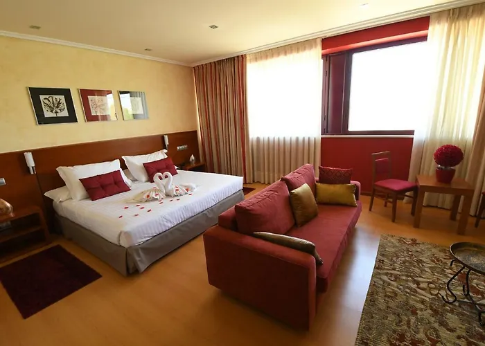 Отель Miravalle Оренсе